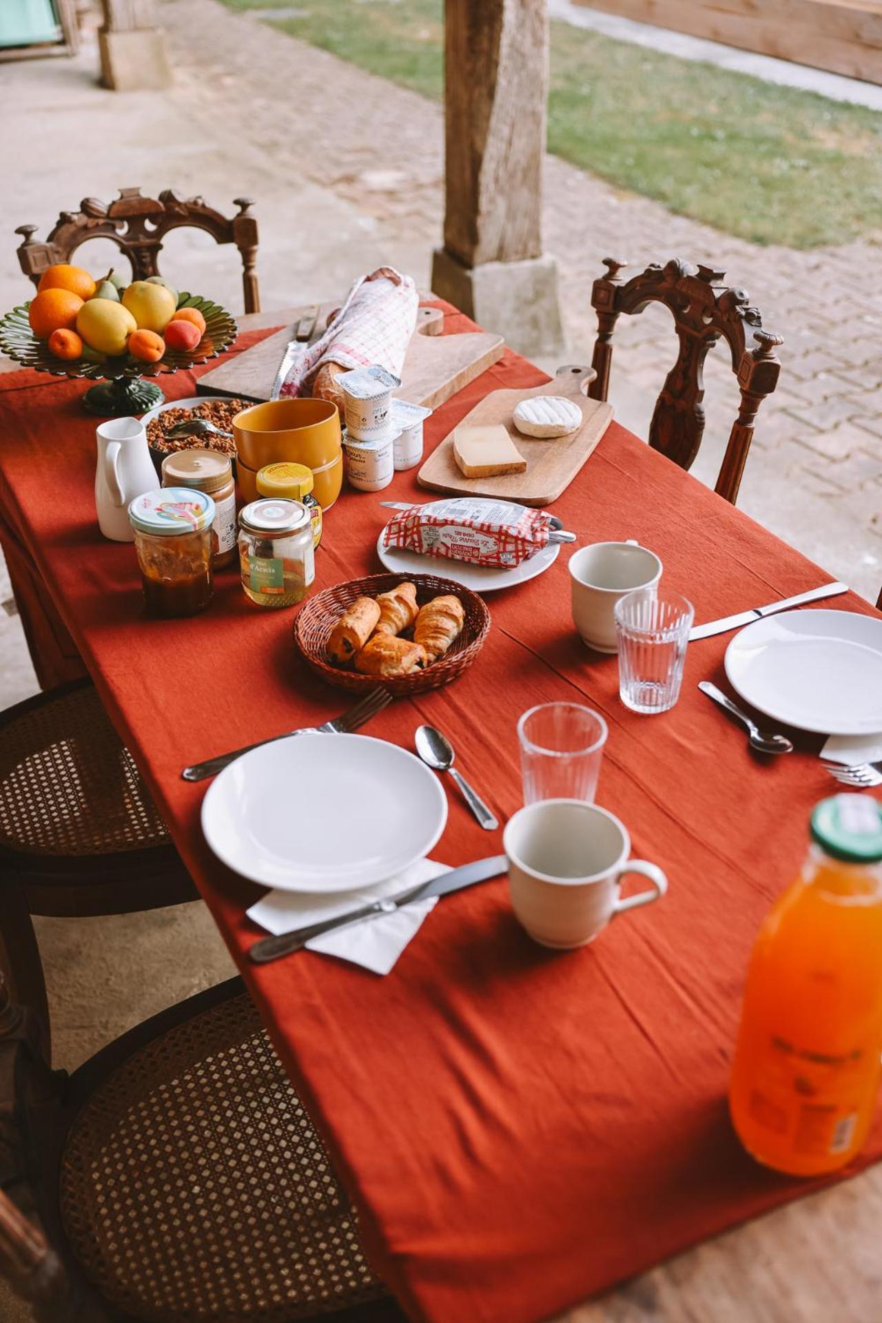 Les Chambres De Lasserre - Chambres Et Table D'Hotes Eksteriør bilde